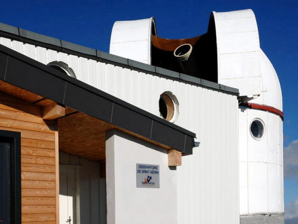 La coupole du télescope de 620 mm